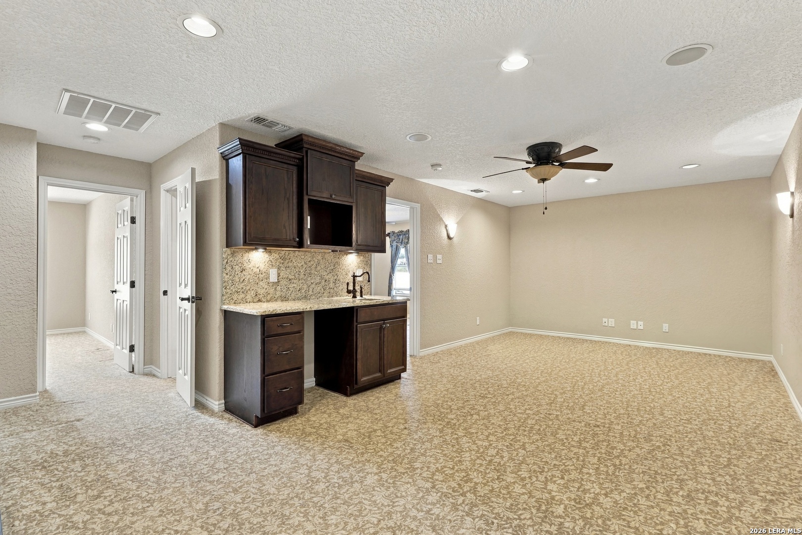 9590 Dunstable San Antonio TX 78239