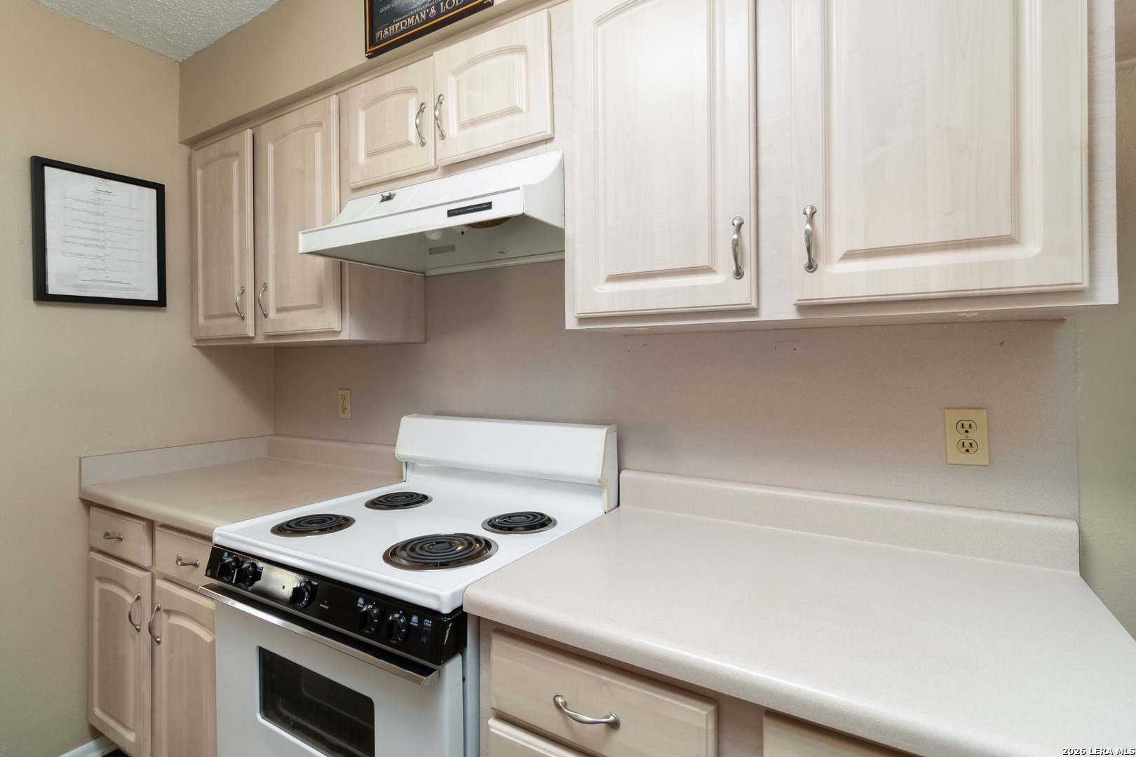 204 Norris Drive W Converse TX 78109