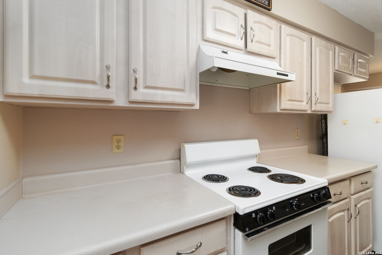 204 Norris Drive W Converse TX 78109