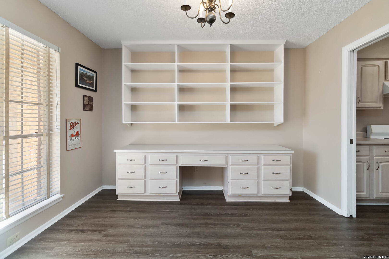 204 Norris Drive W Converse TX 78109