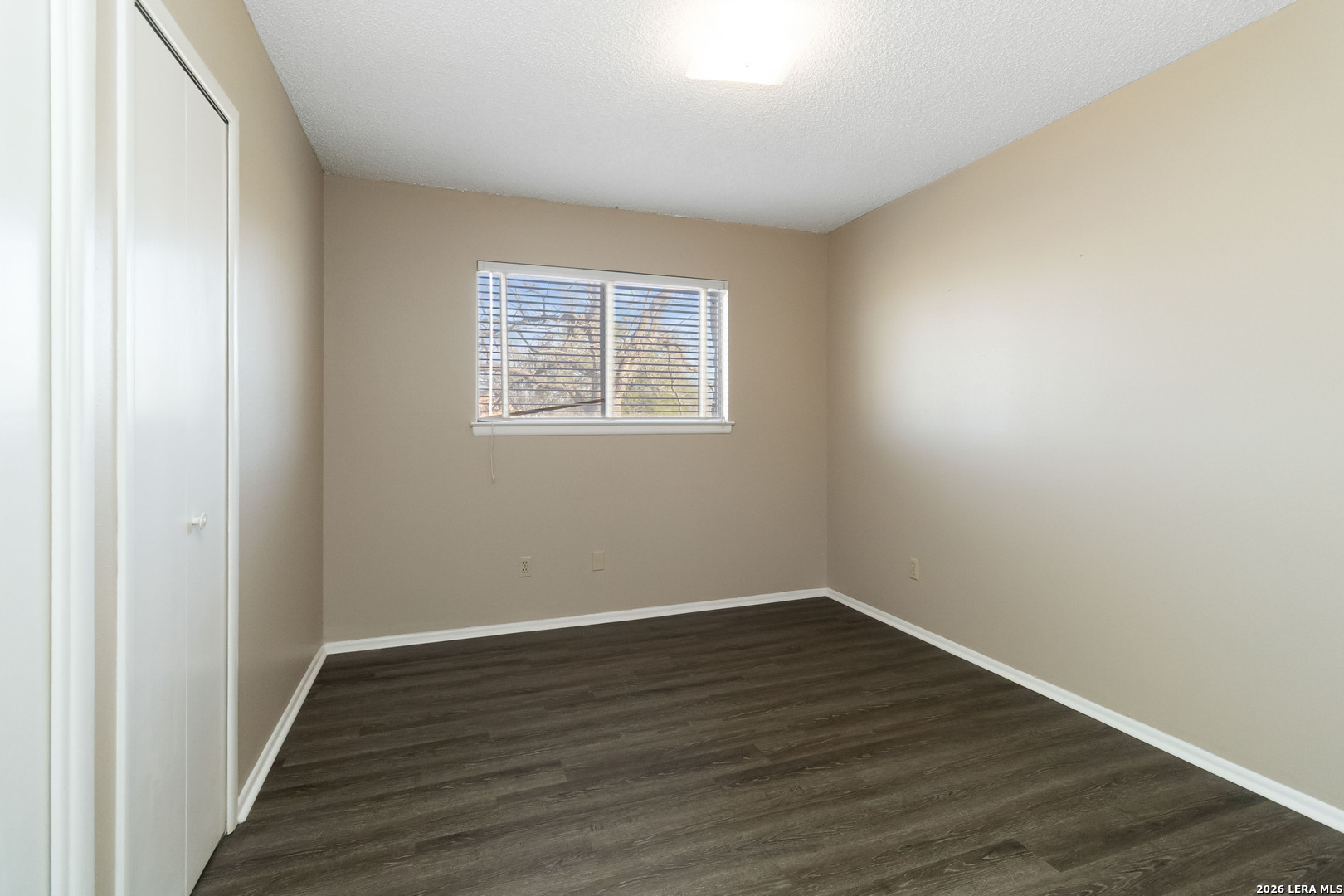204 Norris Drive W Converse TX 78109