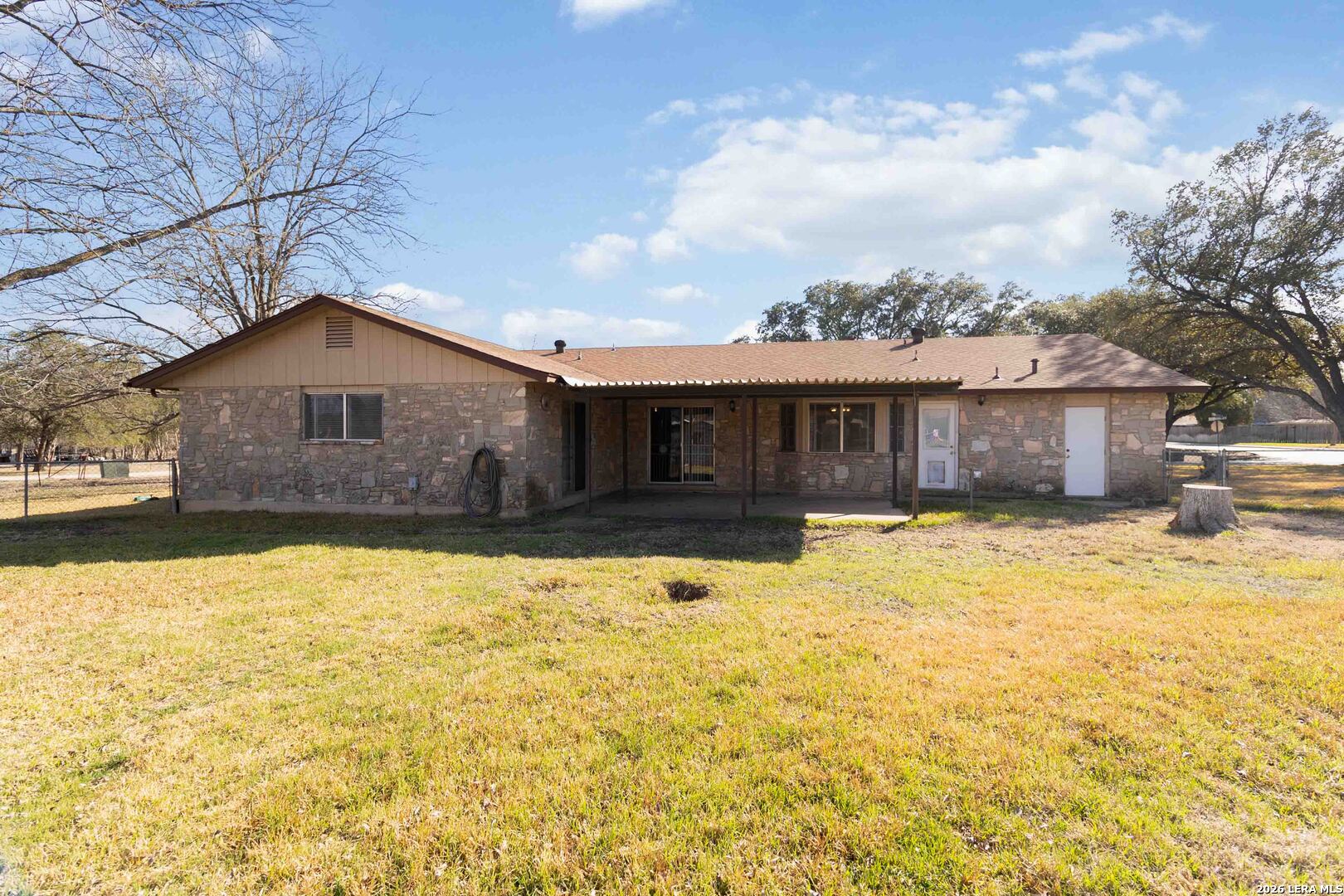 204 Norris Drive W Converse TX 78109