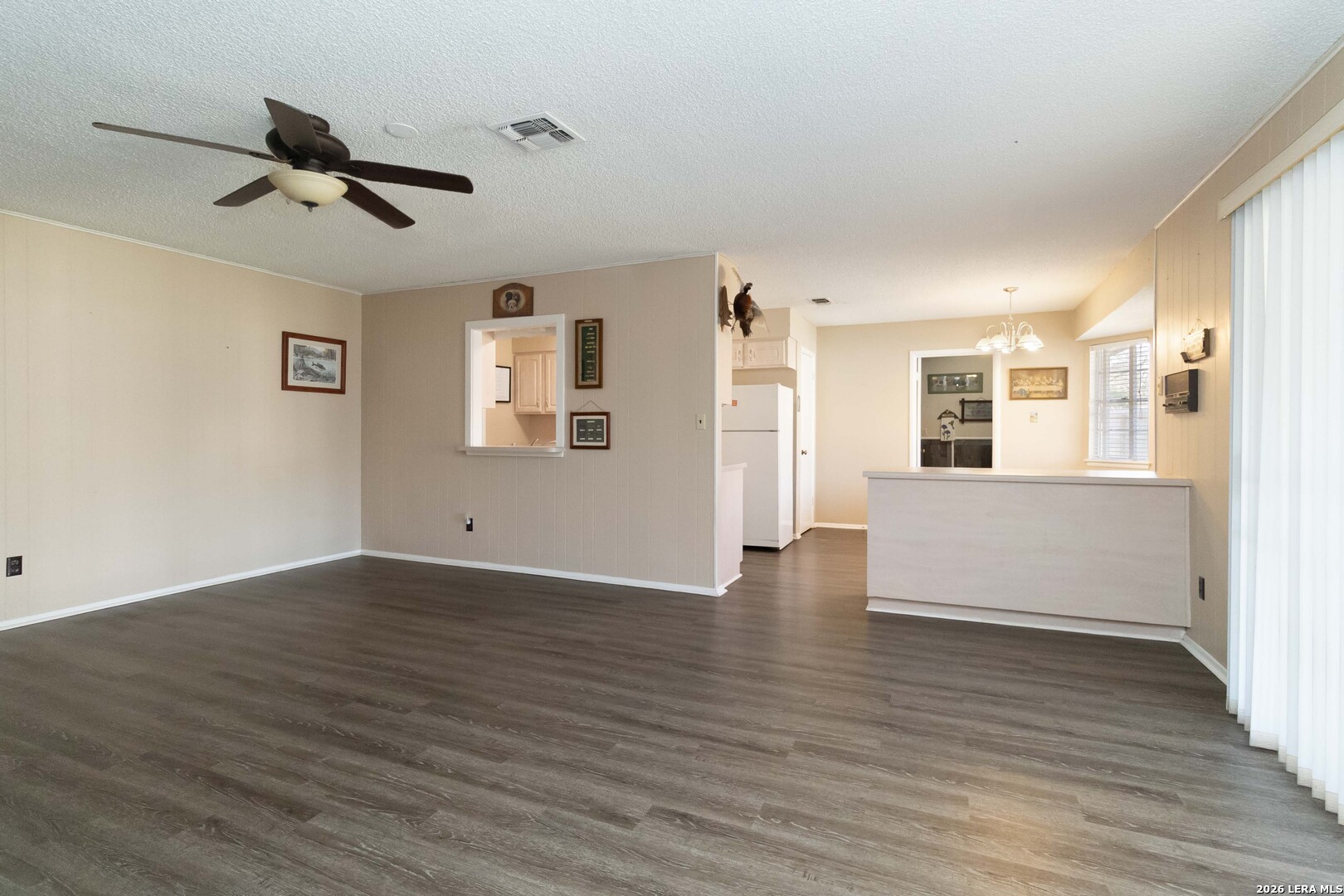 204 Norris Drive W Converse TX 78109