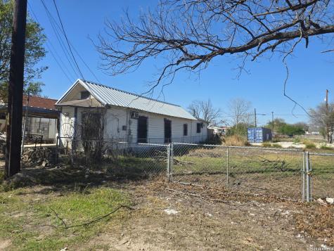 1011 Monterey San Antonio TX 78207