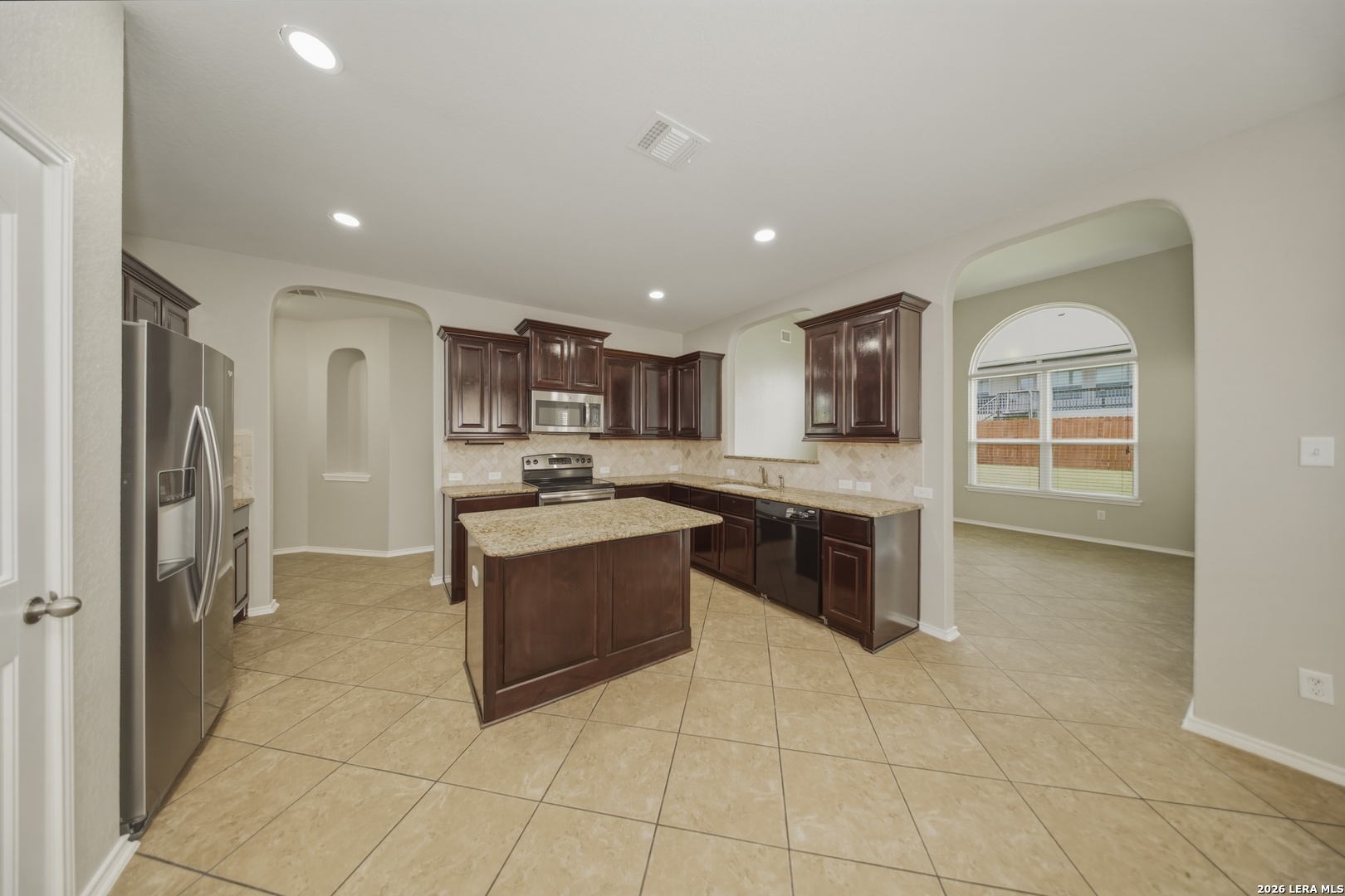 1023 Shasta Daisy San Antonio TX 78245