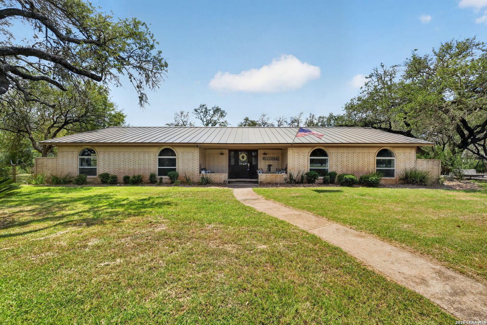 101 Cynthia Pleasanton TX 78064
