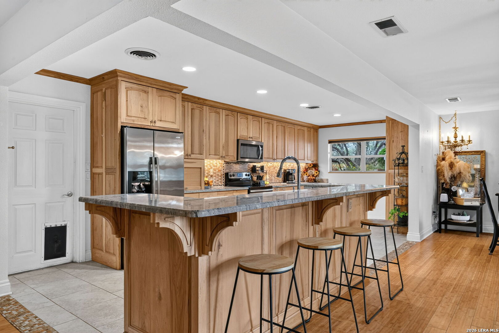 101 Cynthia Pleasanton TX 78064