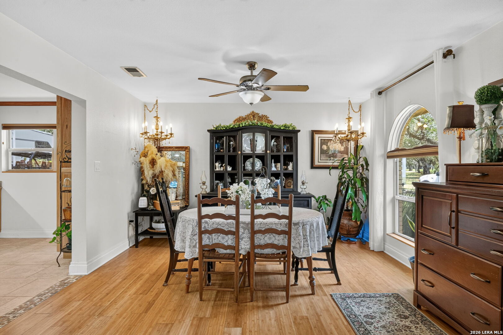 101 Cynthia Pleasanton TX 78064