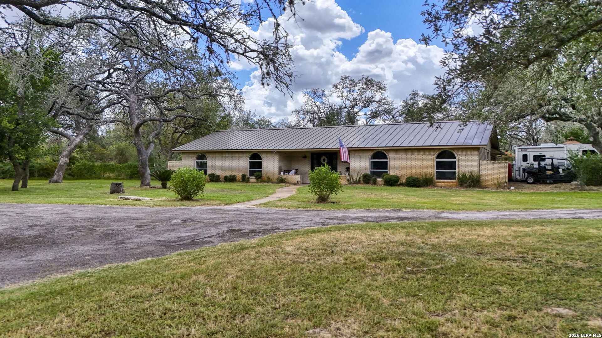 101 Cynthia Pleasanton TX 78064