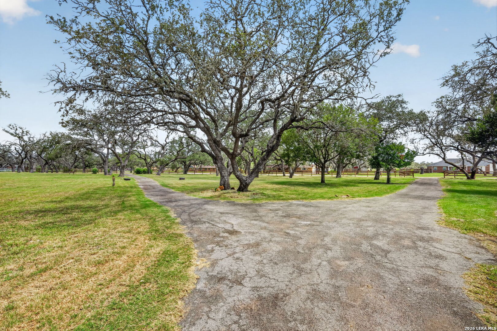 101 Cynthia Pleasanton TX 78064