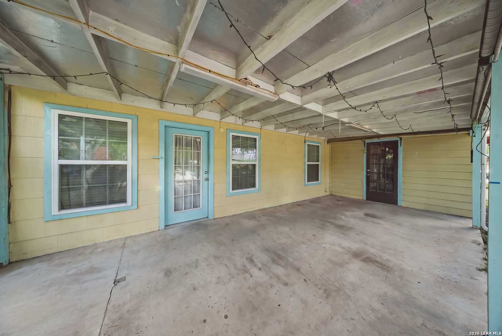 2135 Jim Bowie Drive San Antonio TX 78238