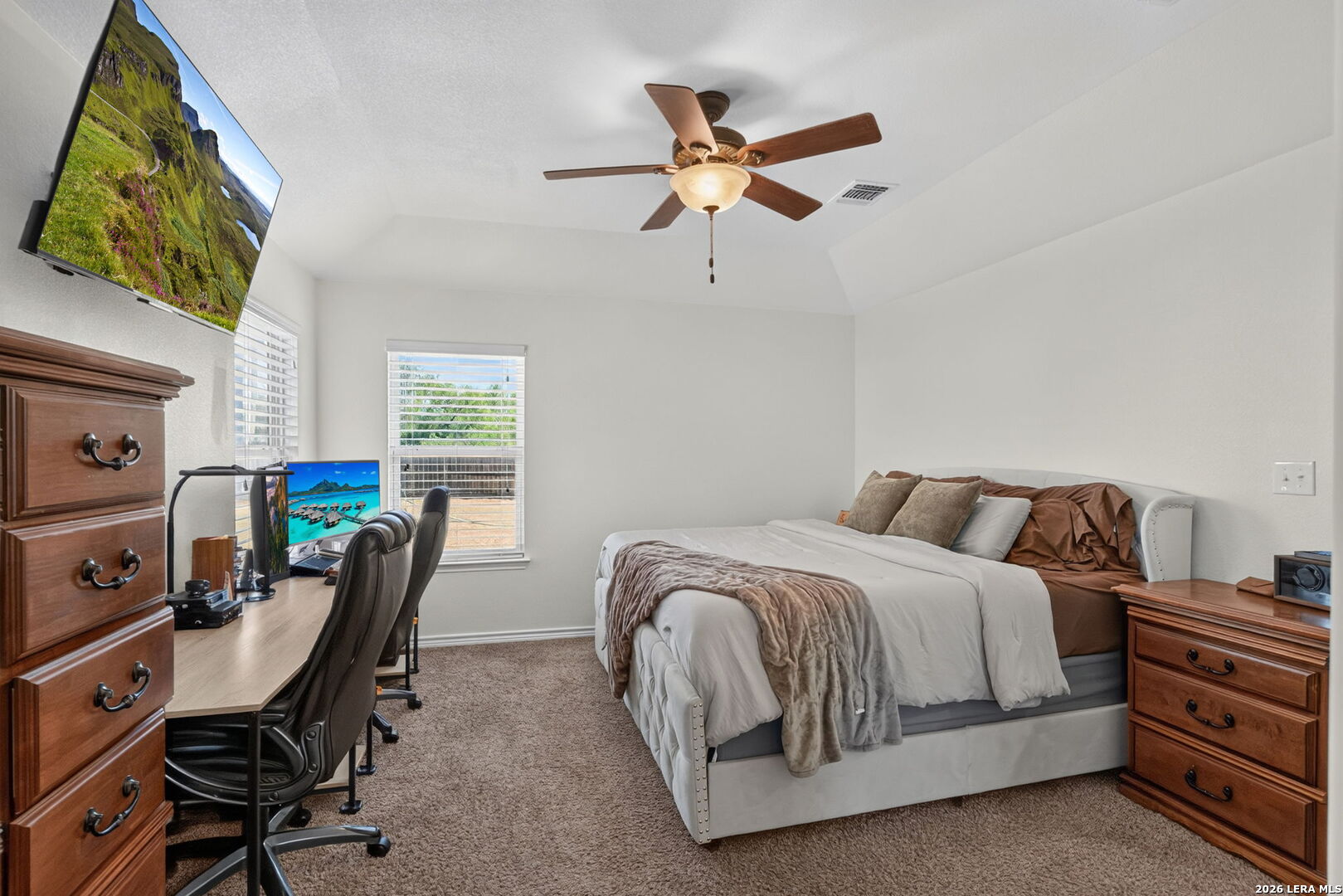 515 Indian Crossing Jourdanton TX 78026