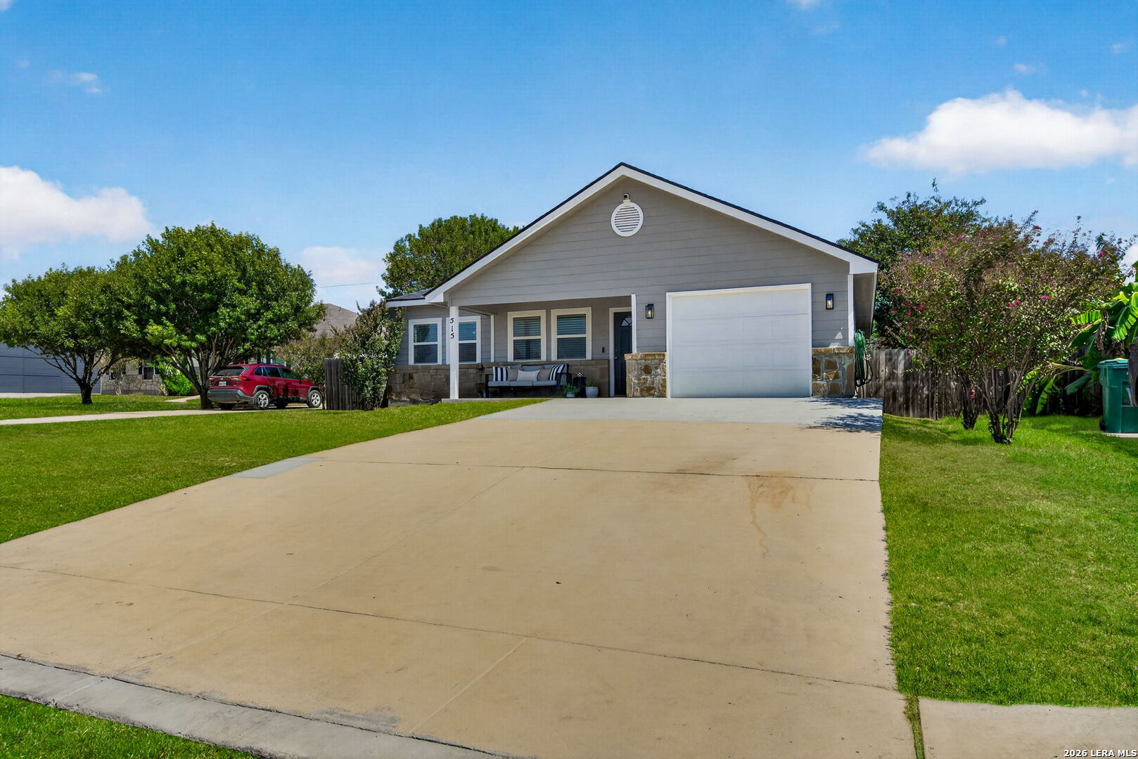 515 Indian Crossing Jourdanton TX 78026