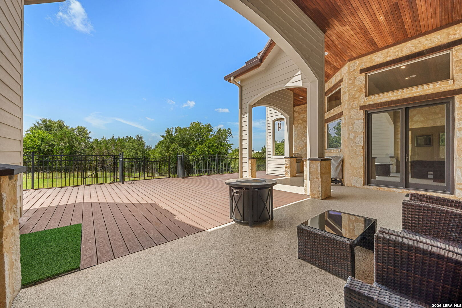 315 Hacienda Place Dripping Springs TX 78620
