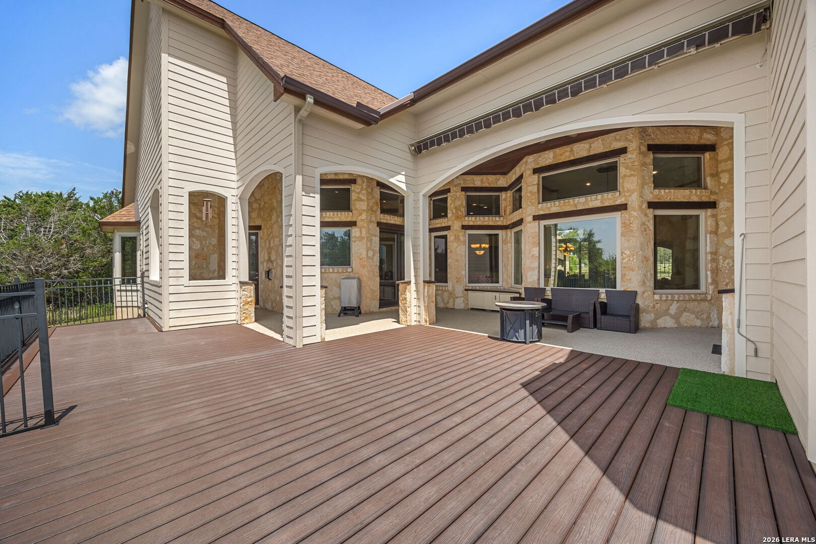 315 Hacienda Place Dripping Springs TX 78620
