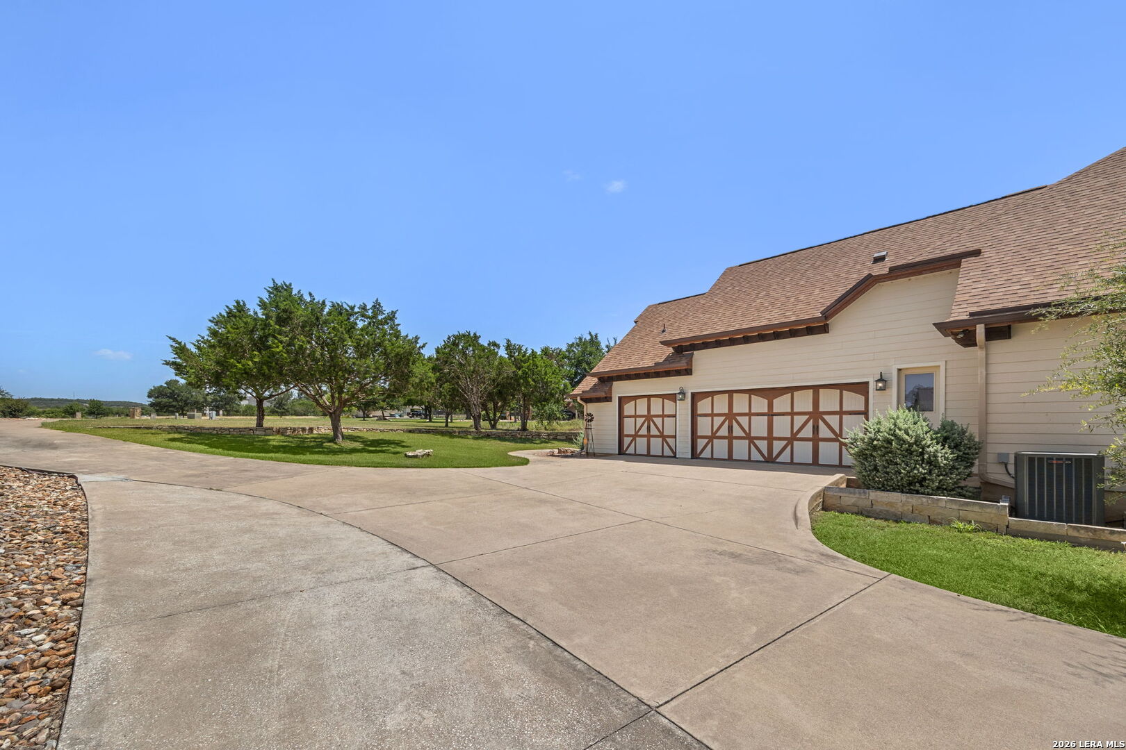 315 Hacienda Place Dripping Springs TX 78620