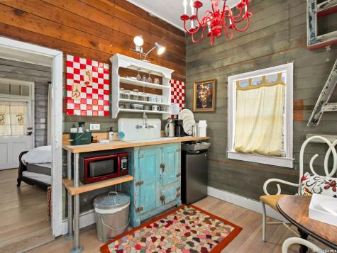 372 Magazine Avenue New Braunfels TX 78130