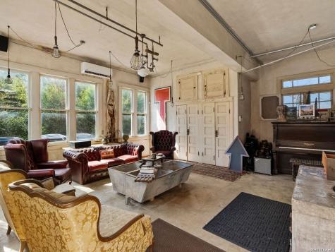 372 Magazine Avenue New Braunfels TX 78130