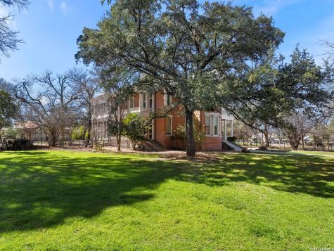 372 Magazine Avenue New Braunfels TX 78130