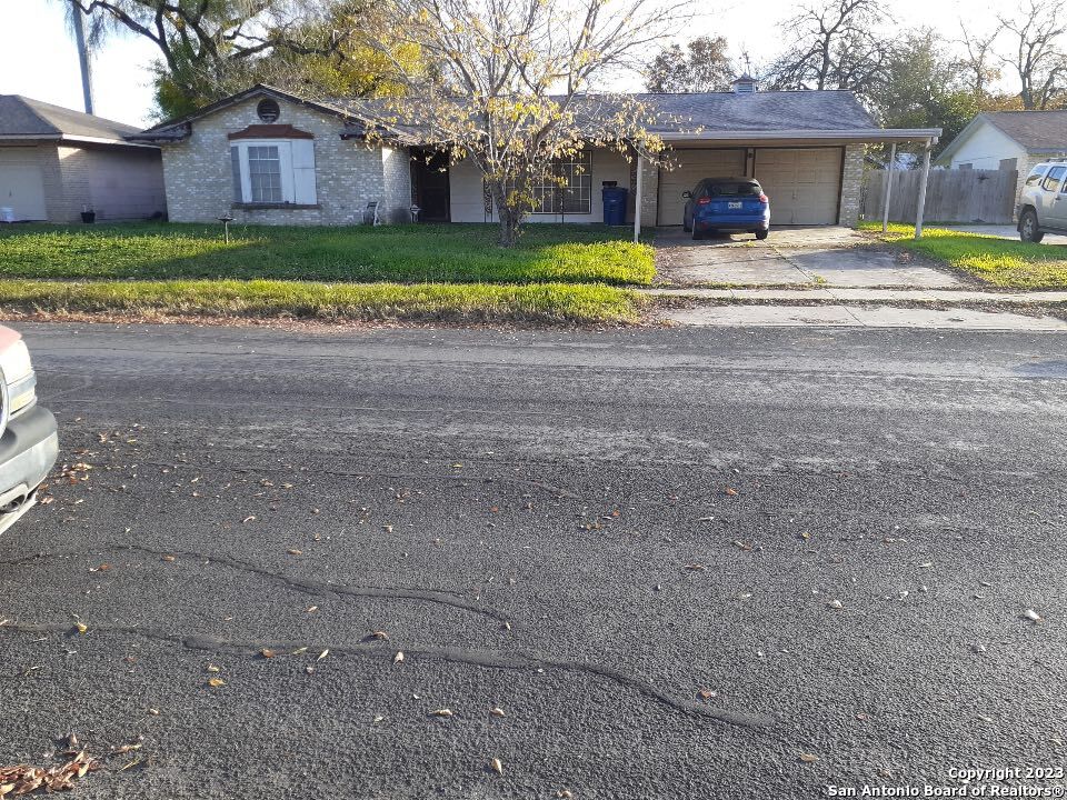 5054 Lancelot Drive San Antonio TX 78218