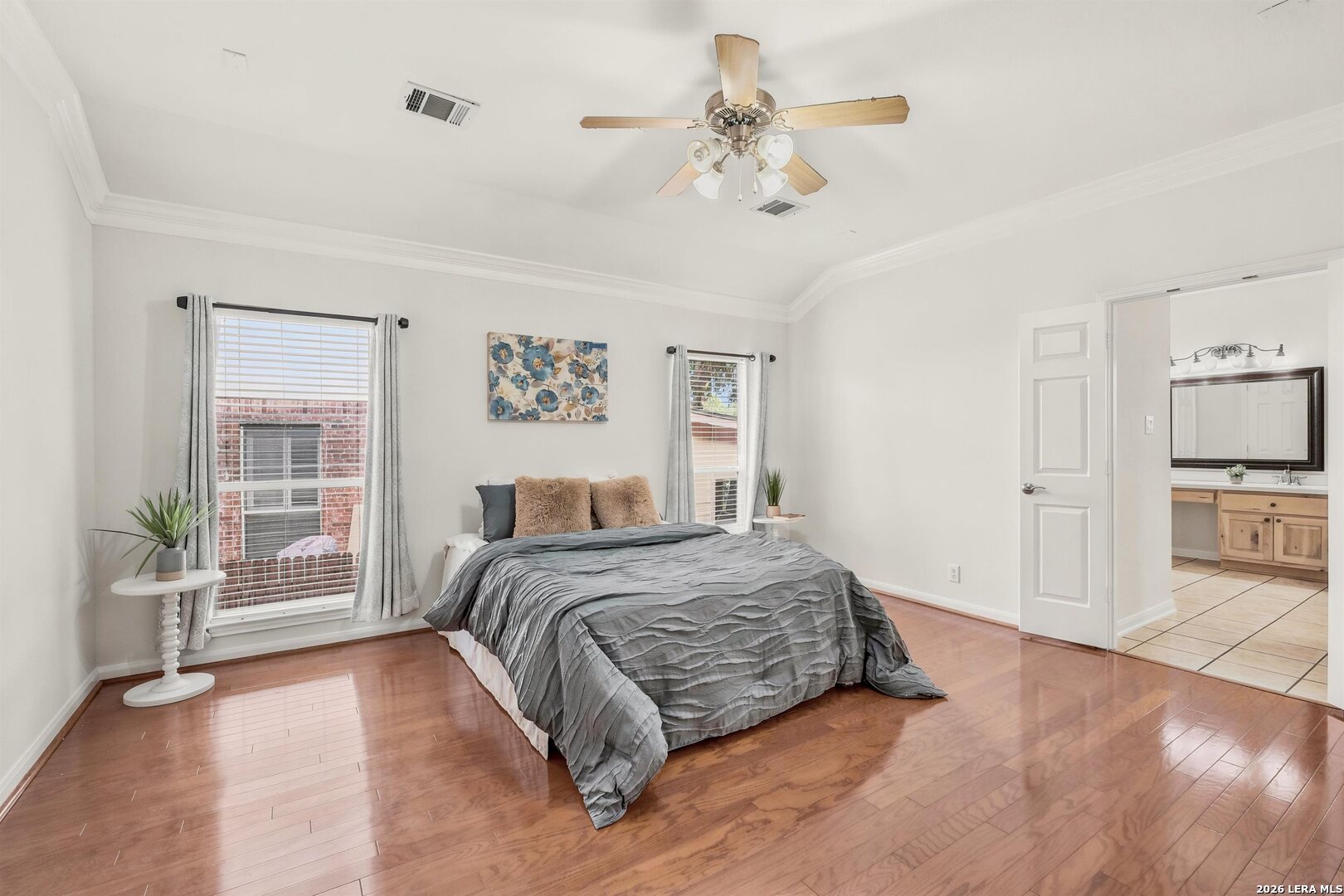 1711 Heavens Peak San Antonio TX 78258