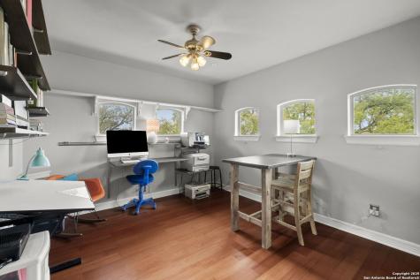 25052 Whistling Wind San Antonio TX 78257