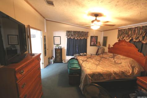 133 Oak View La Vernia TX 78121