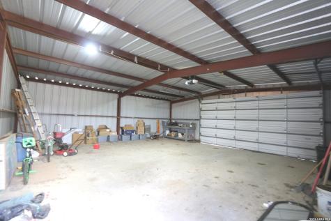 133 Oak View La Vernia TX 78121