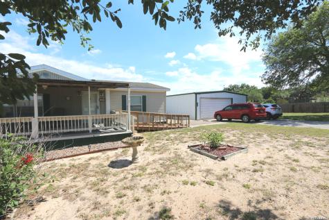 133 Oak View La Vernia TX 78121