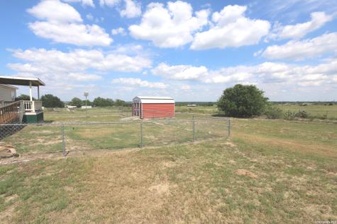 133 Oak View La Vernia TX 78121