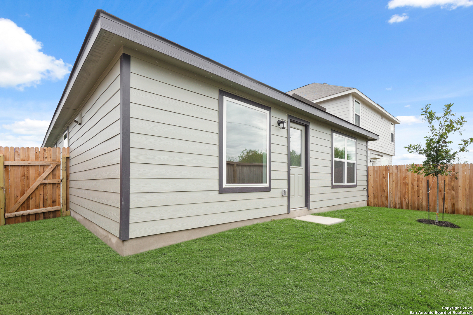 2043 Olivia Drive New Braunfels TX 78130