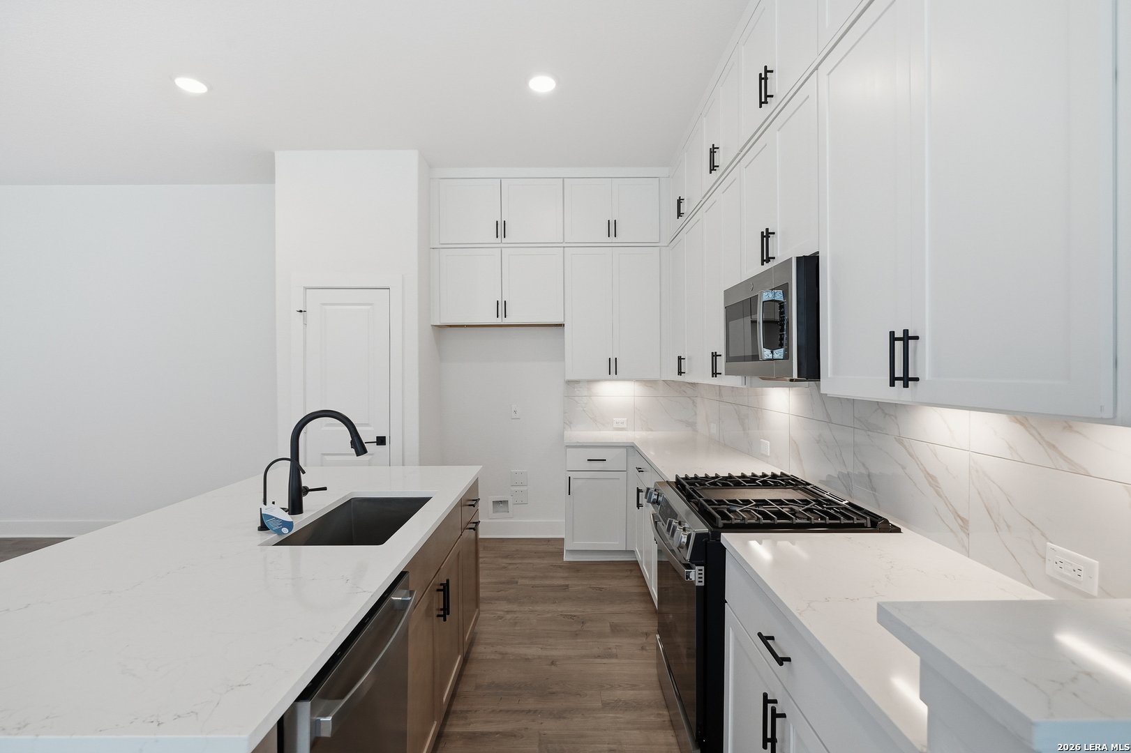 2210 Briggs Summit San Antonio TX 78245