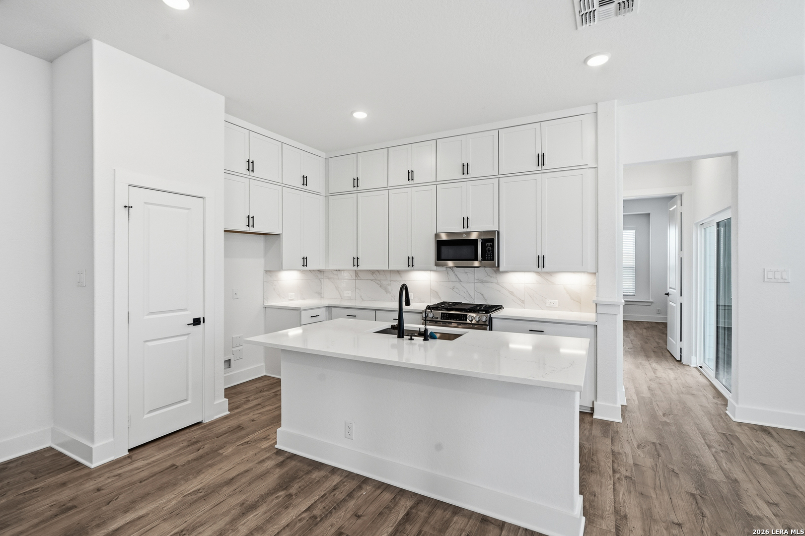 2210 Briggs Summit San Antonio TX 78245