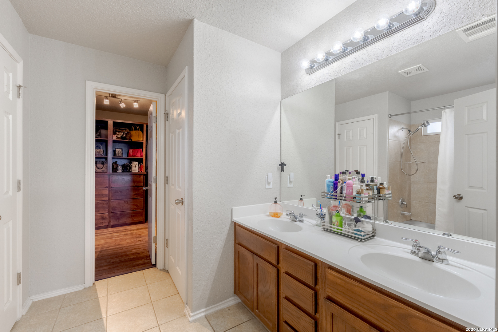 6131 Imperial Topaz San Antonio TX 78222