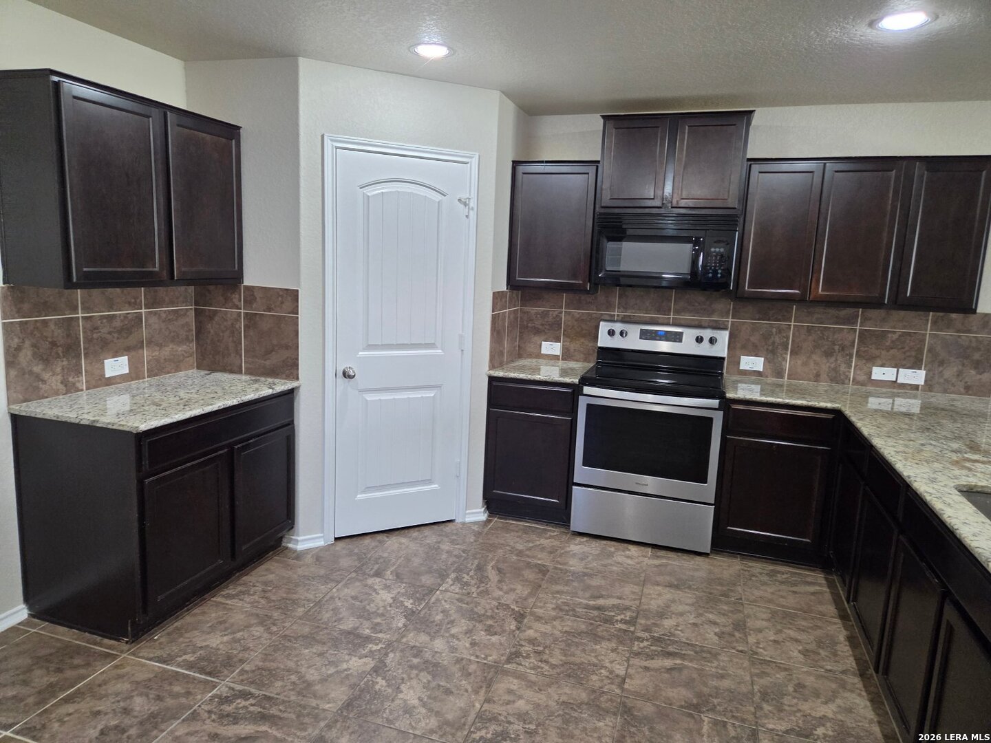 11727 Indian Camp San Antonio TX 78245