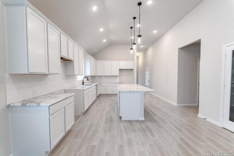 13015 Tiny Tree Lane San Antonio TX 78245