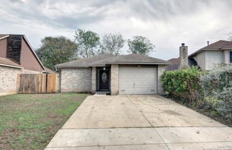 2607 Muddy Peak Drive San Antonio TX 78245