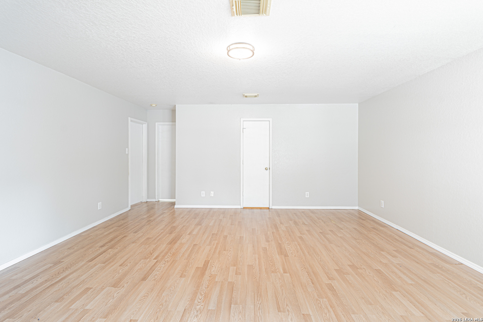5743 Lovett Oaks San Antonio TX 78218