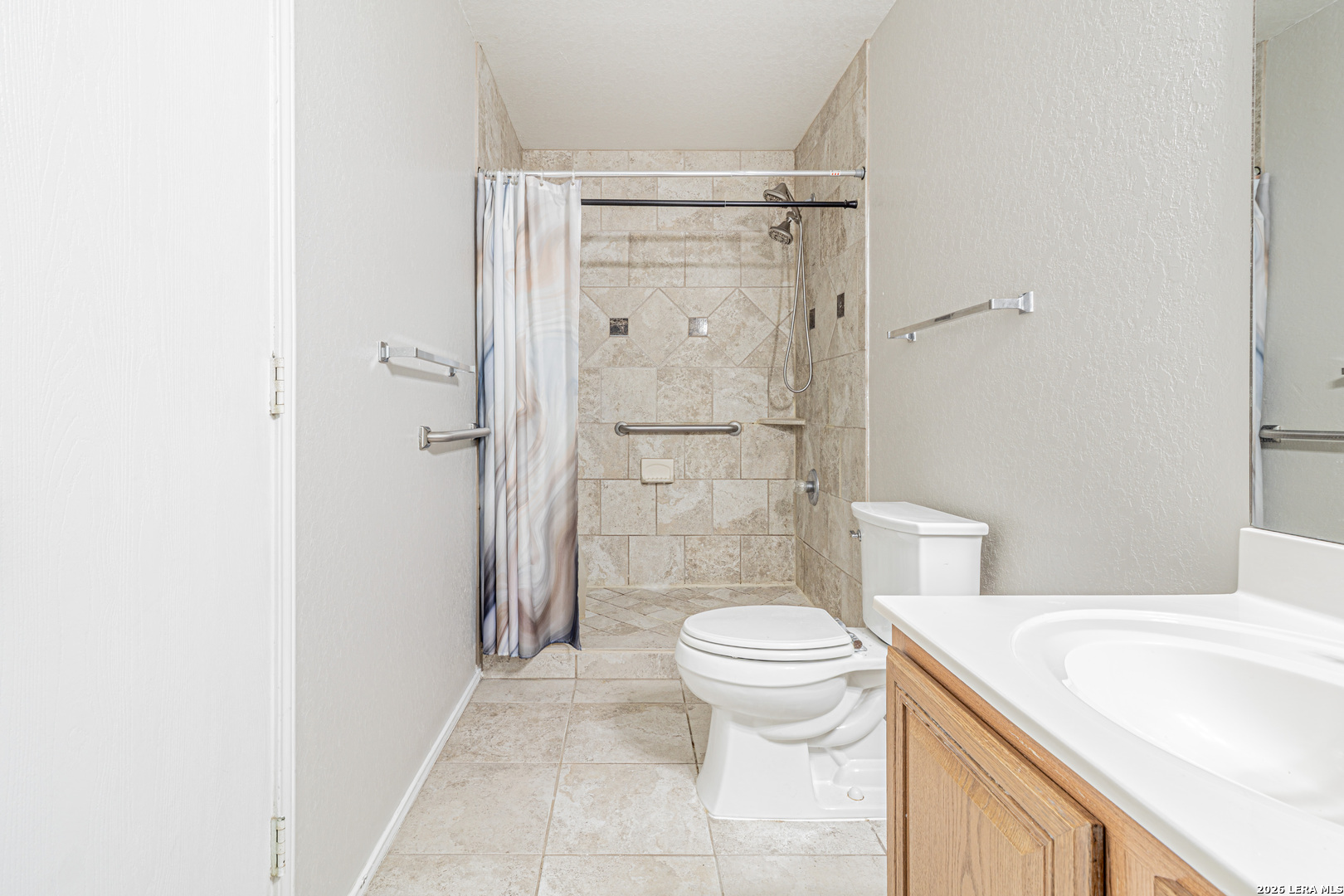 5743 Lovett Oaks San Antonio TX 78218