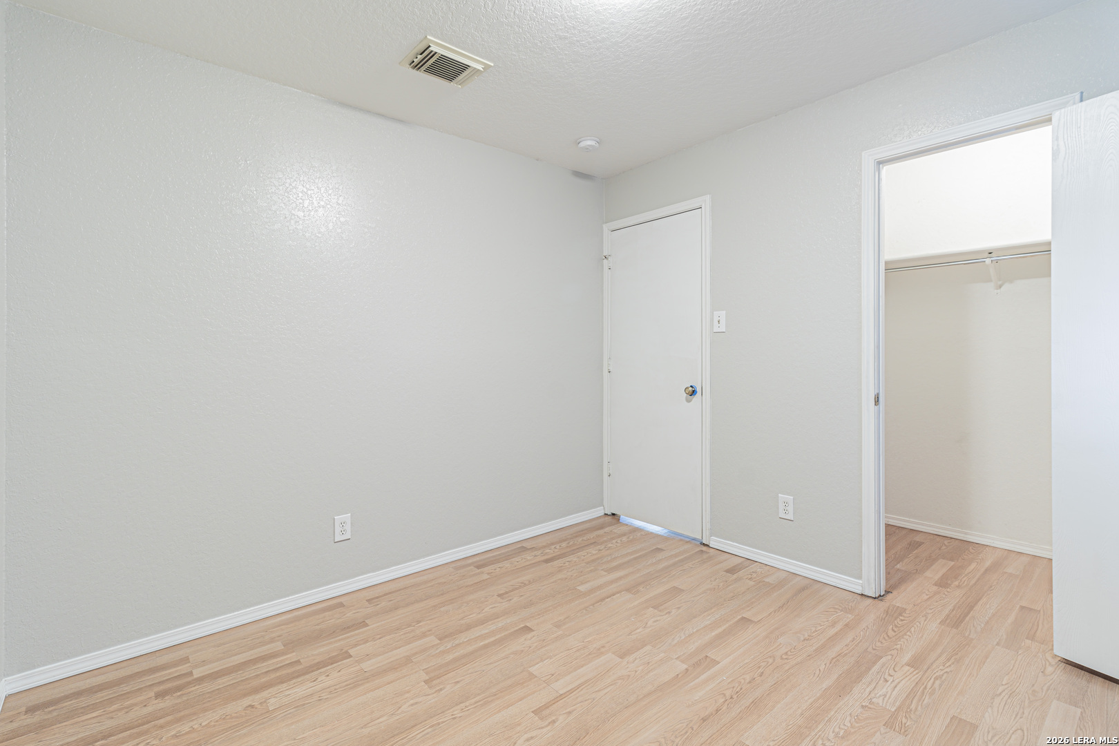 5743 Lovett Oaks San Antonio TX 78218