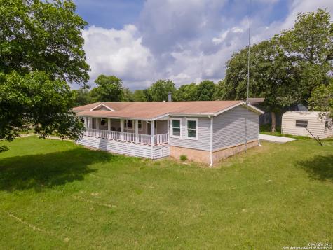 214 Ranch Country Drive La Vernia TX 78121
