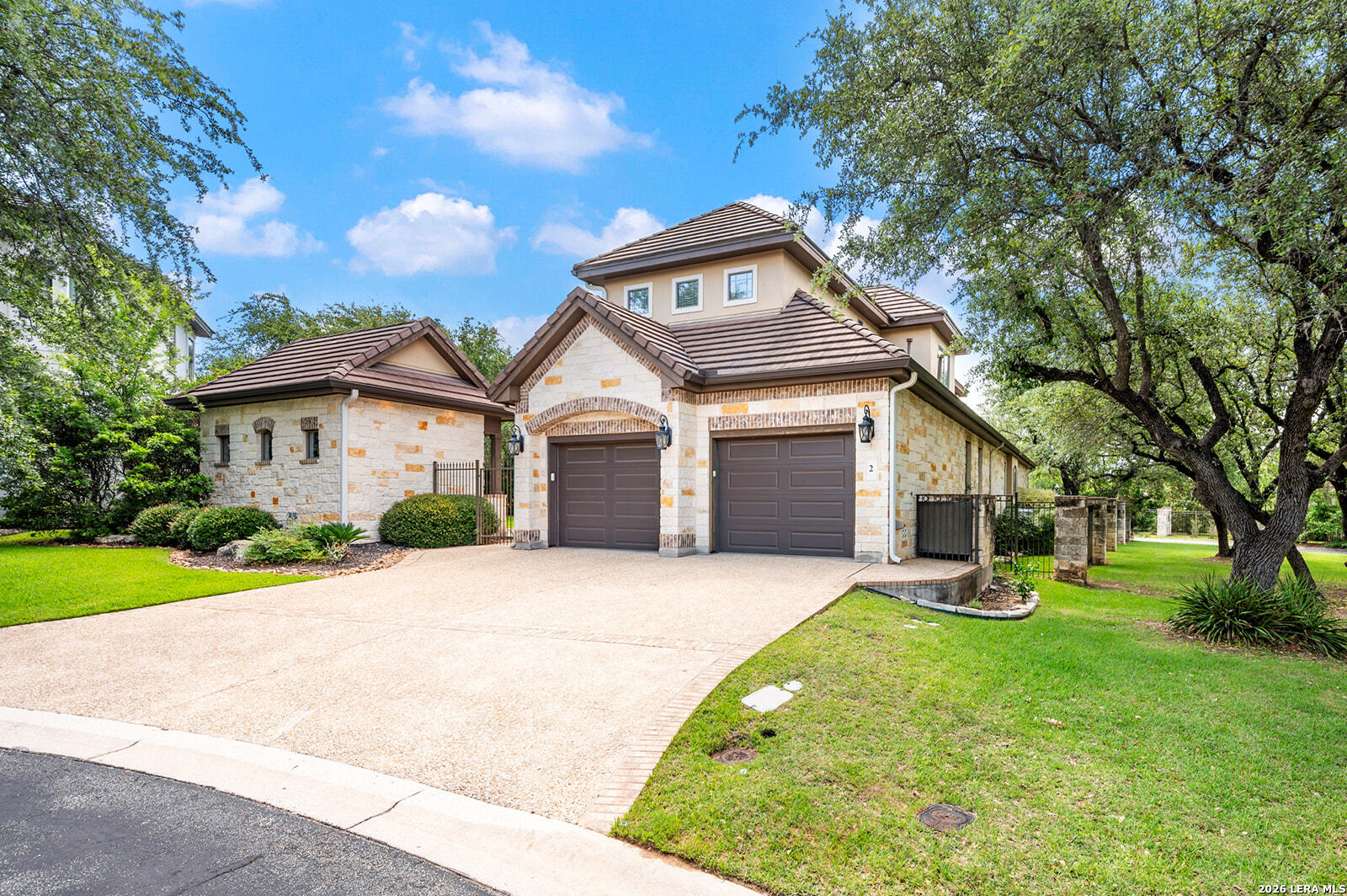 2 Saxby Glen San Antonio TX 78257
