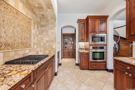 2 Saxby Glen San Antonio TX 78257