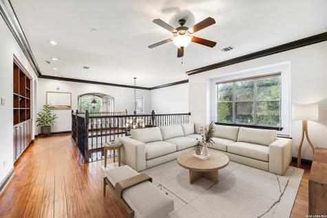 2 Saxby Glen San Antonio TX 78257