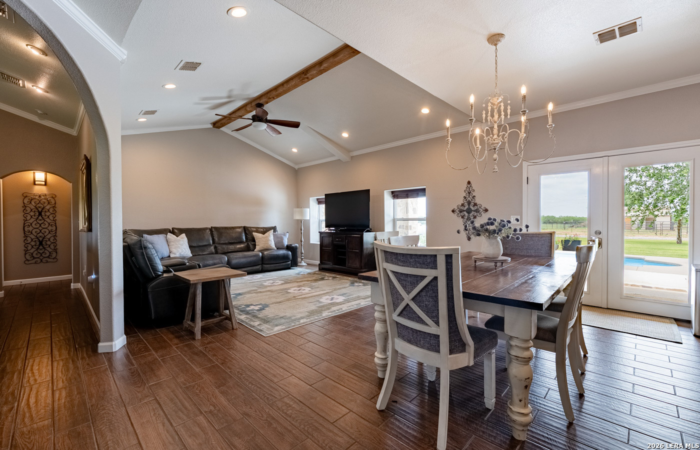 366 County Road 2543 Moore TX 78057