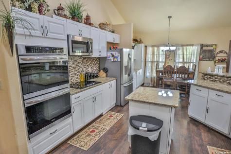745 County Road 2645 Moore TX 78057