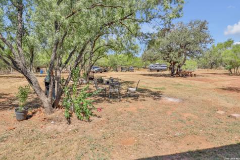 745 County Road 2645 Moore TX 78057