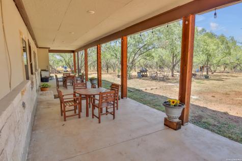 745 County Road 2645 Moore TX 78057