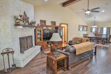 745 County Road 2645 Moore TX 78057