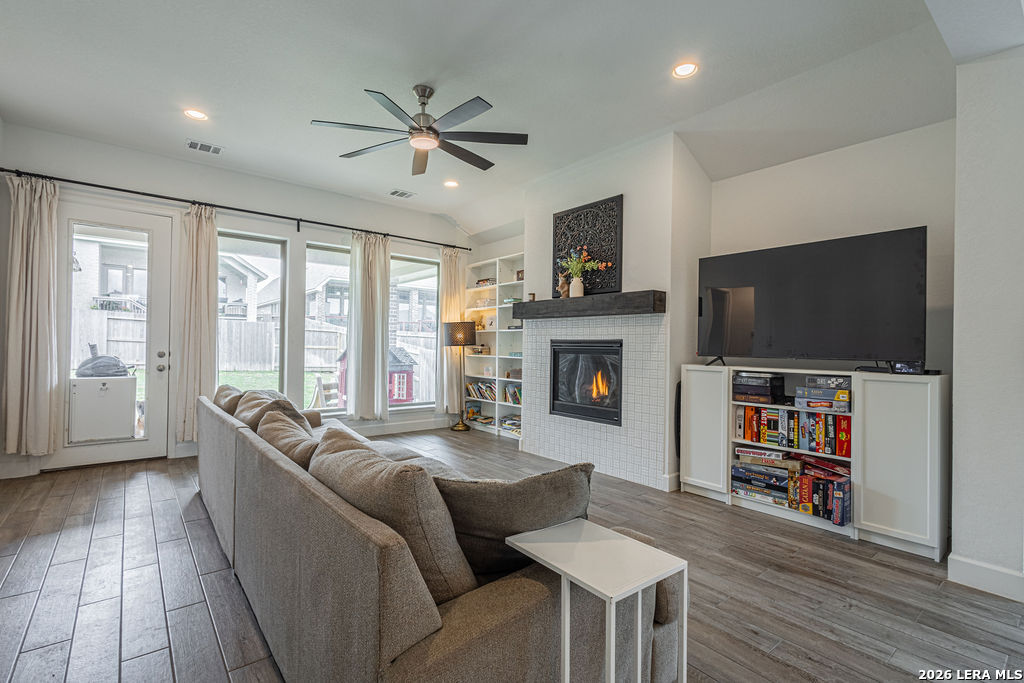 1855 Cowbird Avenue New Braunfels TX 78132
